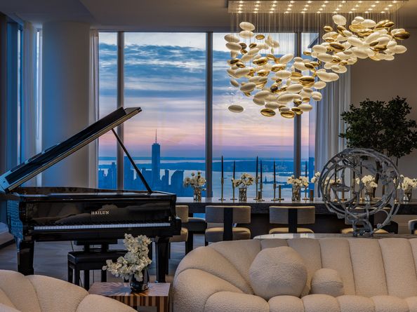 217 West 57th Street 110, New York NY 10019