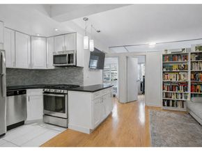 333 East 46th Street 16F, New York NY 10017