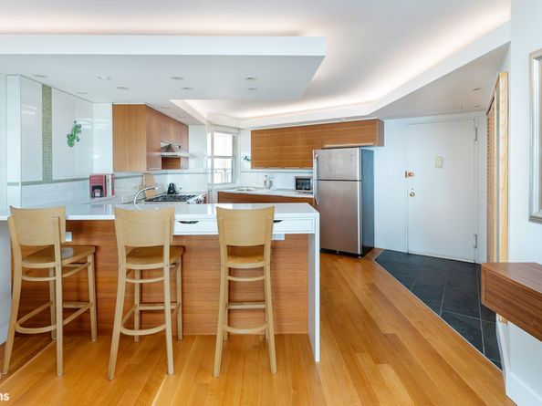 5700 Arlington Avenue 21R, Bronx NY 10471