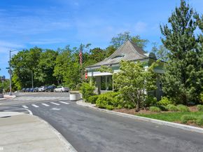 5700 Arlington Avenue 21R, Bronx NY 10471