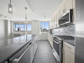 118-17 Union Turnpike 21K, Queens NY 11375