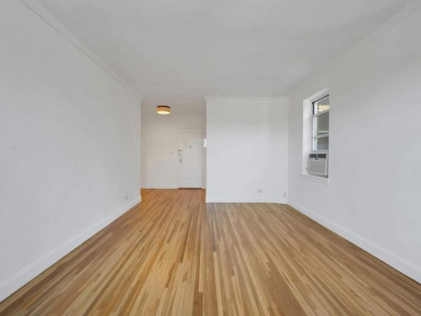 640 West 231st Street 7E, Bronx NY 10463