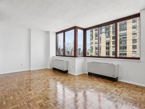 4-74 48th Avenue 35F, Queens NY 11109