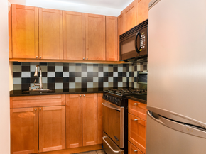 9 Barrow Street 4B, New York NY 10014