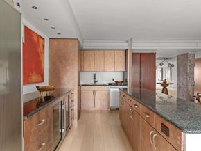 118 East 60th Street 33ABH, New York NY 10022