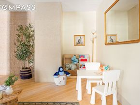 208 East Broadway J405/J406, New York NY 10002