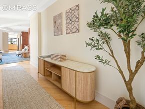 208 East Broadway J405/J406, New York NY 10002