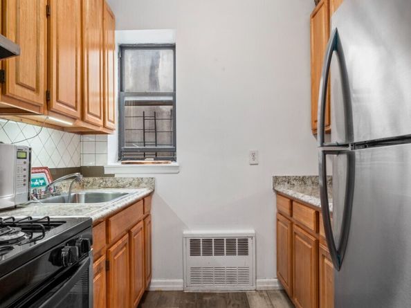 211 West 144th Street 6A, New York NY 10030