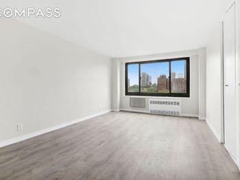 185 Hall Street