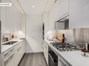 252 South Street 76E, New York NY 10002