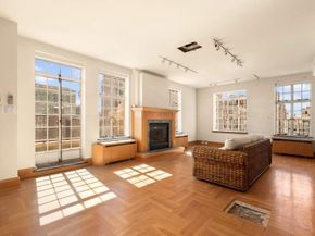 60 Gramercy Park N PHA, New York NY 10010