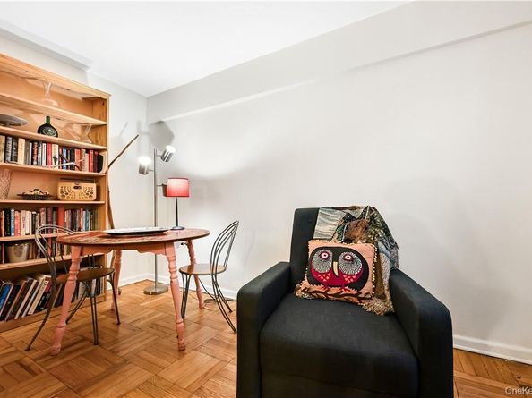 31 Nagle Avenue 2G, New York (Manhattan) NY 10040