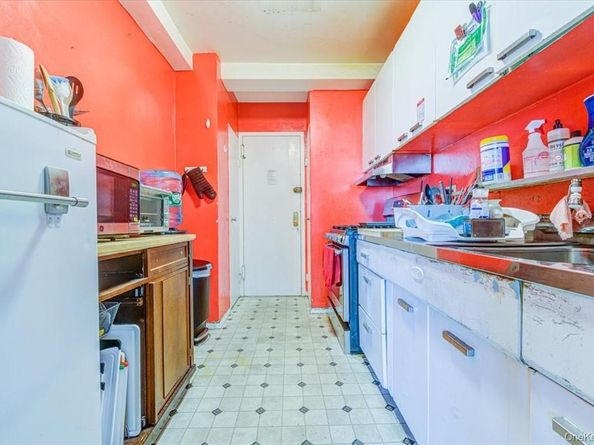 8 Fordham Hill Oval 12c, Bronx NY 10468