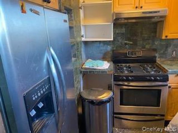 208 Centre Avenue 5G/5H, New Rochelle NY 10805