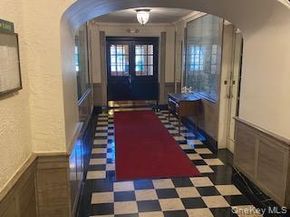 208 Centre Avenue 5G/5H, New Rochelle NY 10805