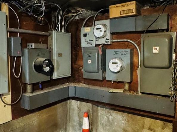 231 Jericho Tpke, New Hyde Park NY 11040