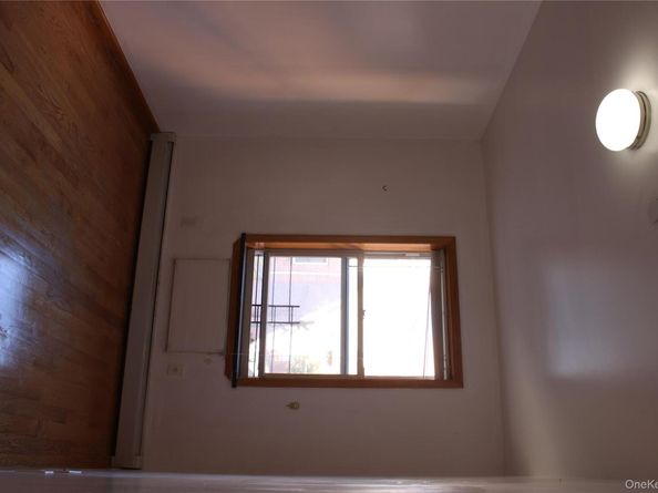 7177 159 Street 205, Flushing NY 11365