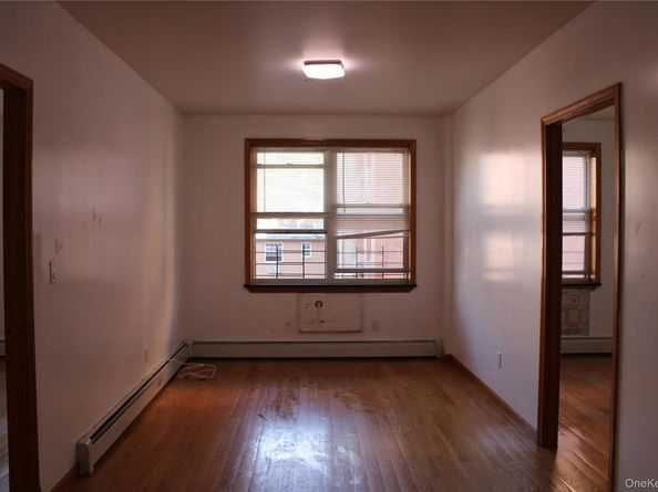 7177 159 Street 205, Flushing NY 11365