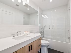 10 Threepence Drive, Melville NY 11747