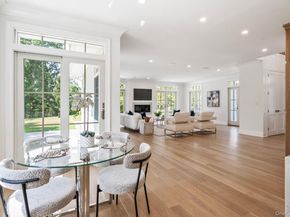 10 Threepence Drive, Melville NY 11747