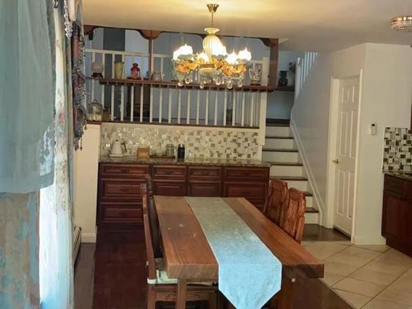 10 Mechanic Street, Glen Cove NY 11542