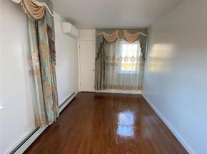 10 Mechanic Street, Glen Cove NY 11542