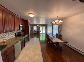 10 Mechanic Street, Glen Cove NY 11542