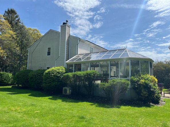 36 Vanderbilt 36 Vanderbilt Avenue, Saint James NY 11780