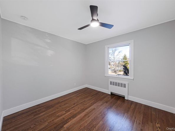 2810 Wynsum Avenue, Merrick NY 11566