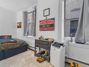 178 E 2 1B, New York (Manhattan) NY 10009