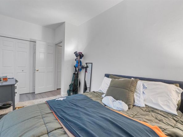 178 E 2 1B, New York (Manhattan) NY 10009
