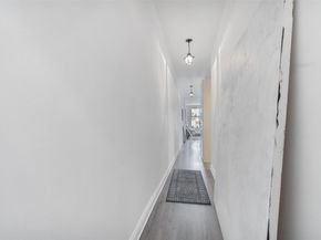 178 E 2 1B, New York (Manhattan) NY 10009