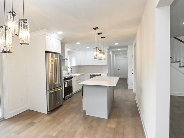 2 Little Hill Road, East Setauket NY 11733