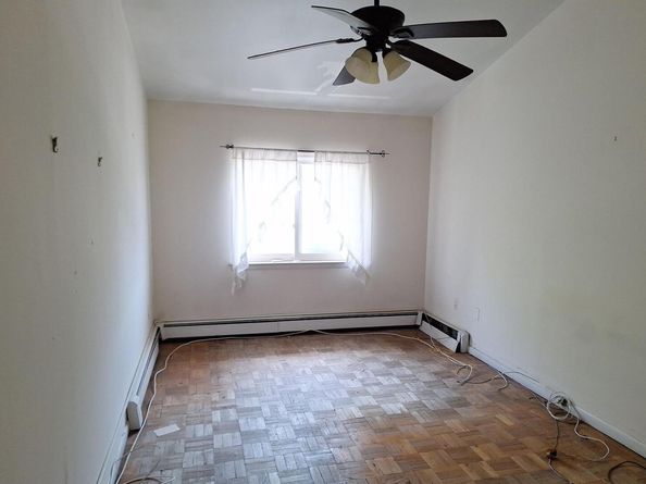 838 Pelhamdale Avenue 3R, New Rochelle NY 10801