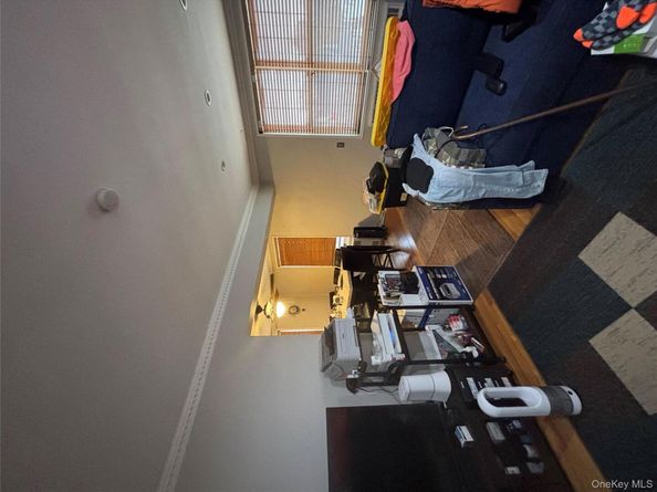 194 Smith Street 3P, Freeport NY 11520