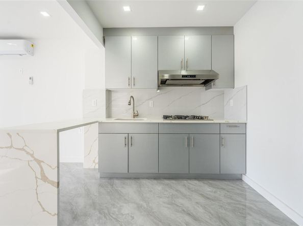 941 57th Street 1A, Brooklyn NY 11219