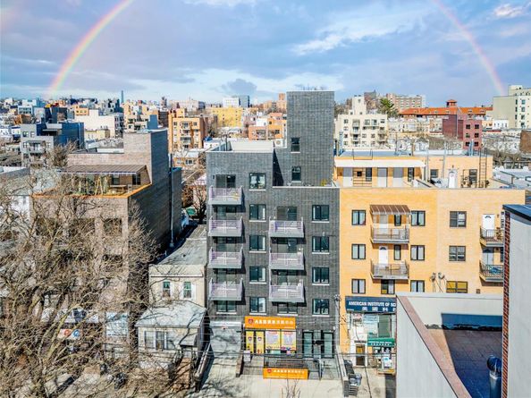 941 57th Street 1A, Brooklyn NY 11219