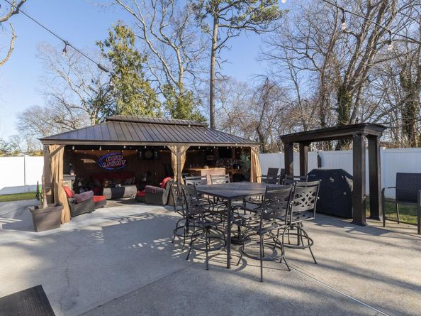 84 Riverside Avenue, Mastic Beach NY 11951