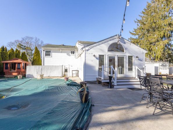 84 Riverside Avenue, Mastic Beach NY 11951
