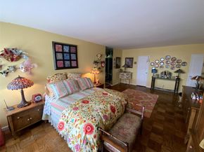 27110 Grand Central Parkway 33D, Floral Park NY 11005