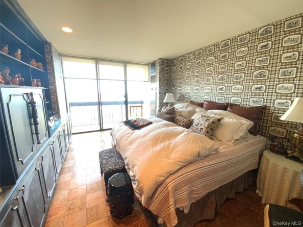 27110 Grand Central Parkway 33D, Floral Park NY 11005