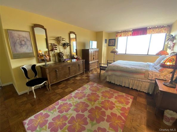 27110 Grand Central Parkway 33D, Floral Park NY 11005