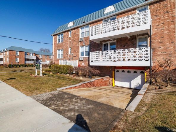 75 Noble Street 219, Lynbrook NY 11563