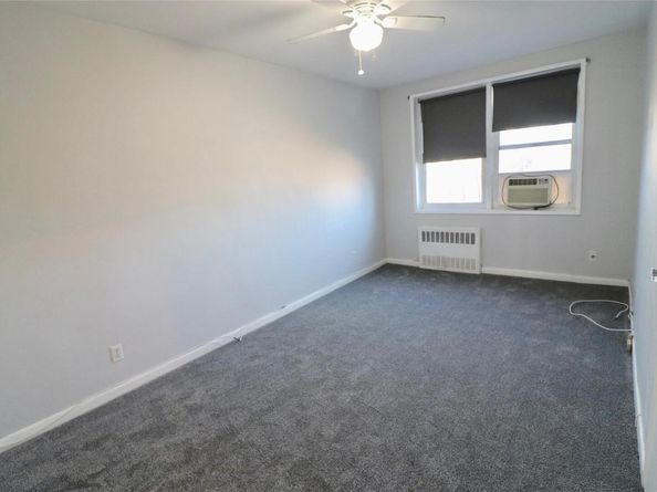 1 Sadore Lane 7O, Yonkers NY 10710