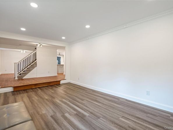2 Mount Sinai Avenue S, Port Jefferson Station NY 11776