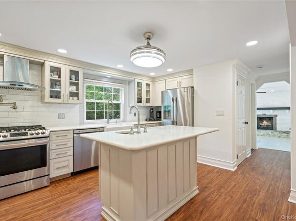 2 Mount Sinai Avenue S, Port Jefferson Station NY 11776