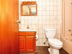 467 Carlls Path Path, Deer Park NY 11729