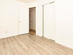 467 Carlls Path Path, Deer Park NY 11729