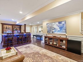 1 Fairway Drive, Plainview NY 11804