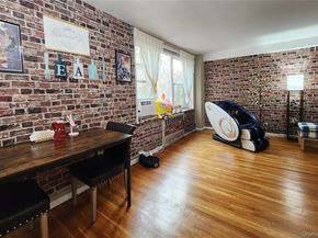 209-20 18th Ave 5E, Bayside NY 11360